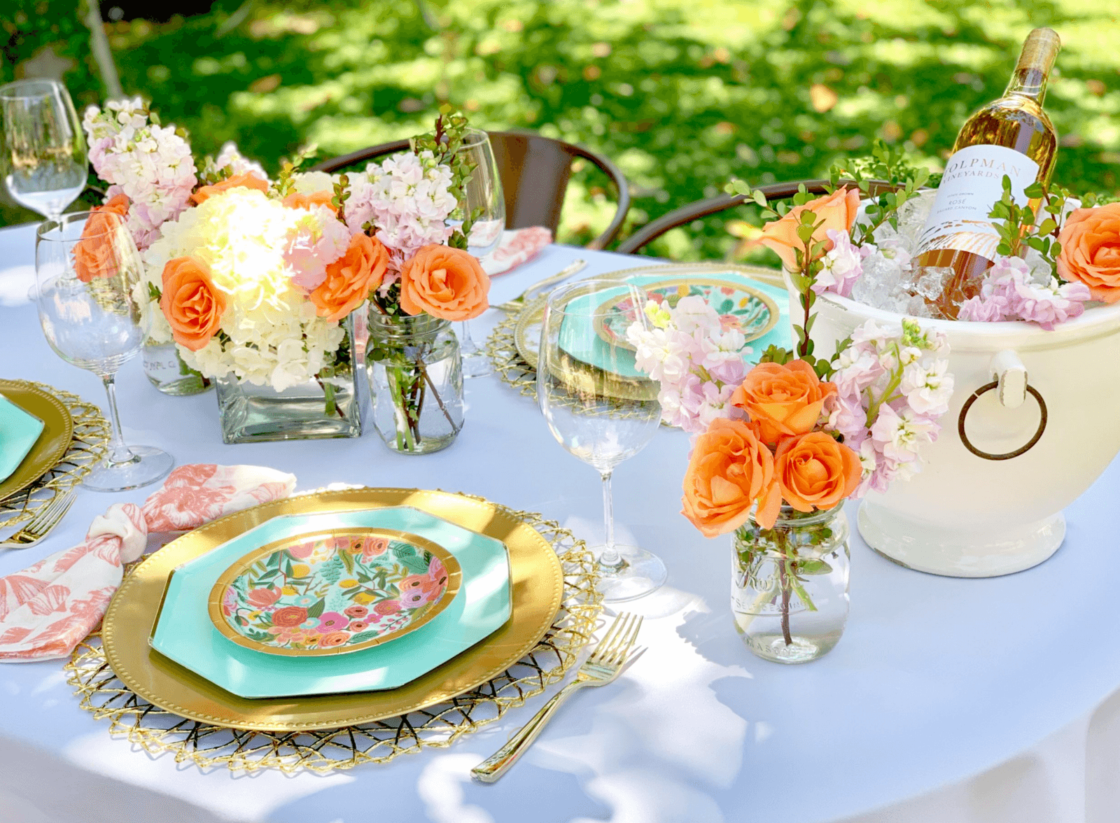 A Dietitian's Guide to Throwing Healthy Summer Soirées