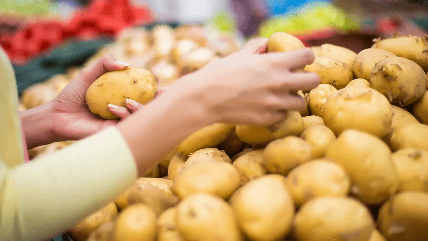 The healthiest potatoes share one trait most shoppers overlook, dietitians say
