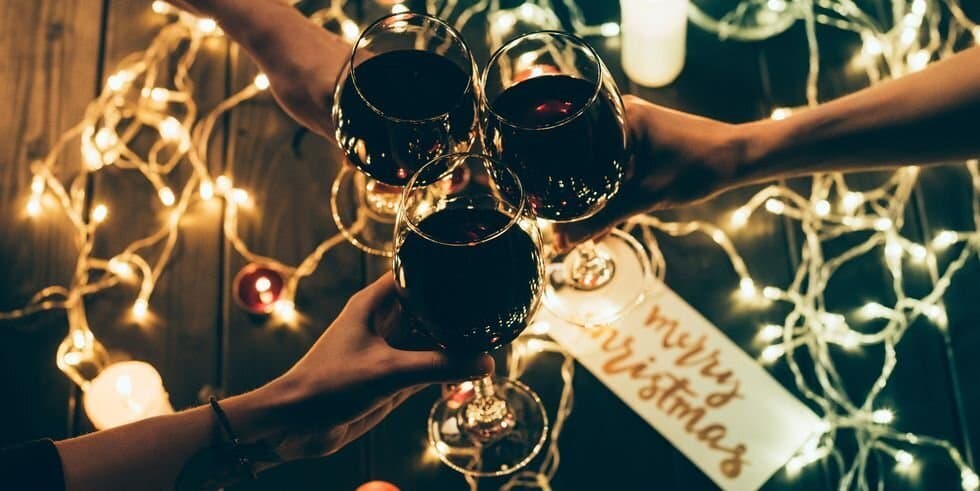 How to Celebrate the Holidays Without Getting Sick or Gaining Weight